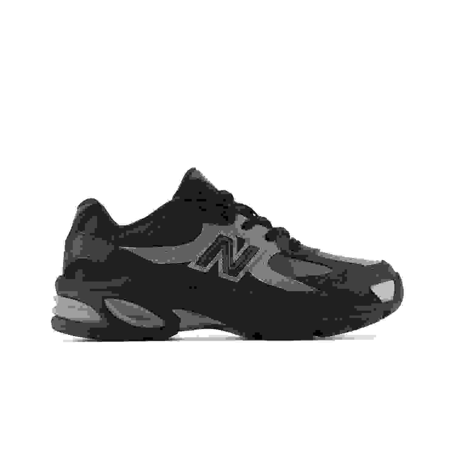 New Balance ABZORB 2010 Grade School Boys' "Black/Grey" Shoe